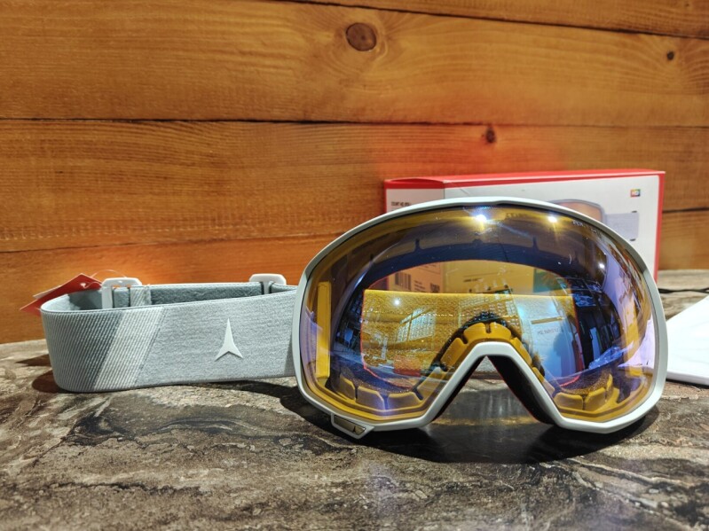 UNI LYŽIARSKE OKULIARE ATOMIC COUNT HD FDL LIGHT GREY